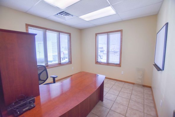 5201 N Washington St, Grand Forks, ND 58203